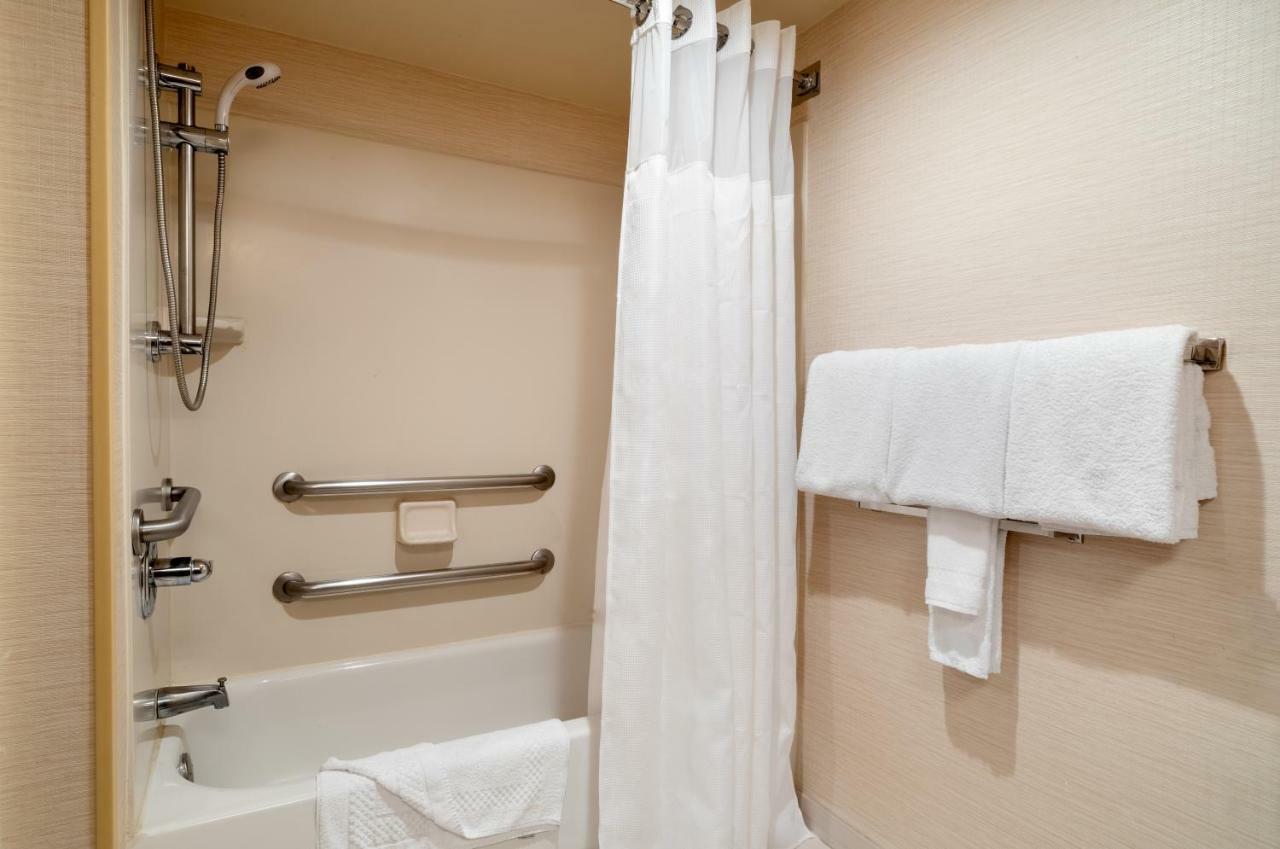 Fairfield Inn By Marriott Laurel Exterior photo